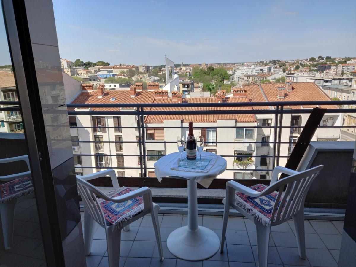Iva Apartman Пула Екстер'єр фото