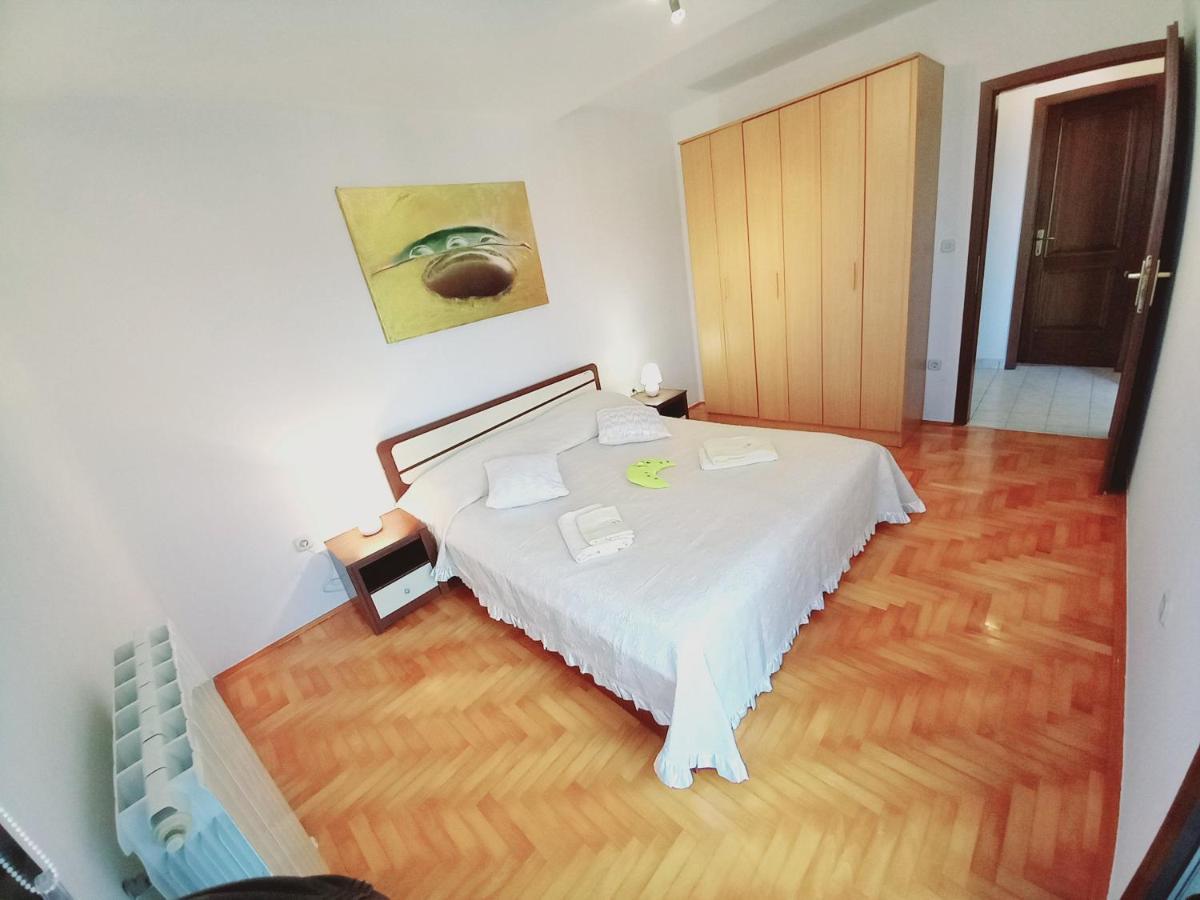 Iva Apartman Пула Екстер'єр фото