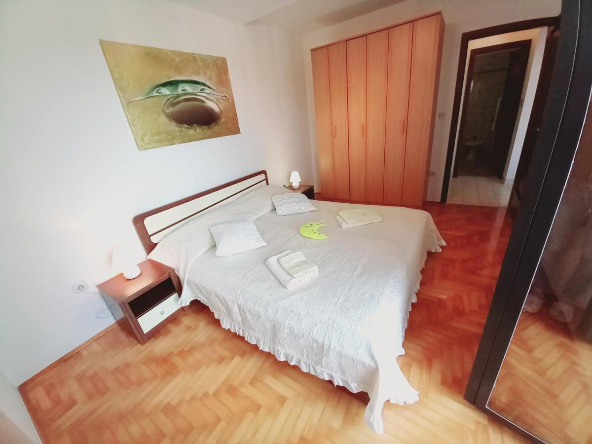 Iva Apartman Пула Екстер'єр фото