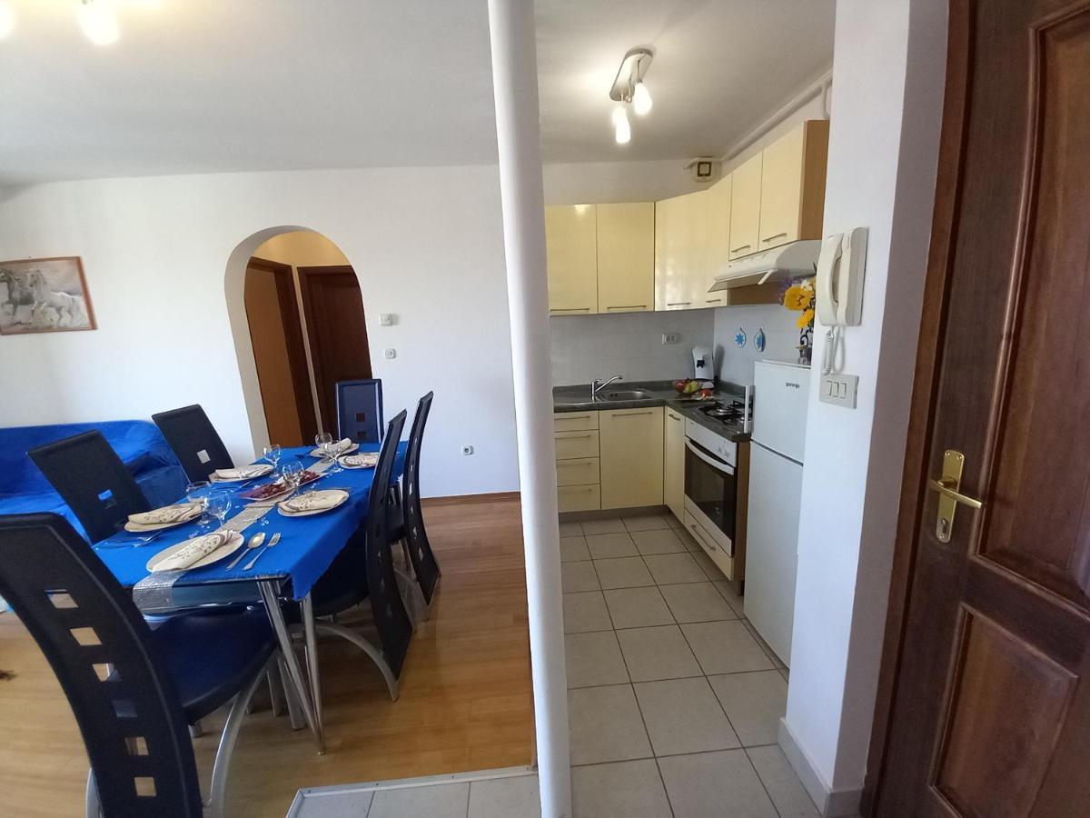 Iva Apartman Пула Екстер'єр фото