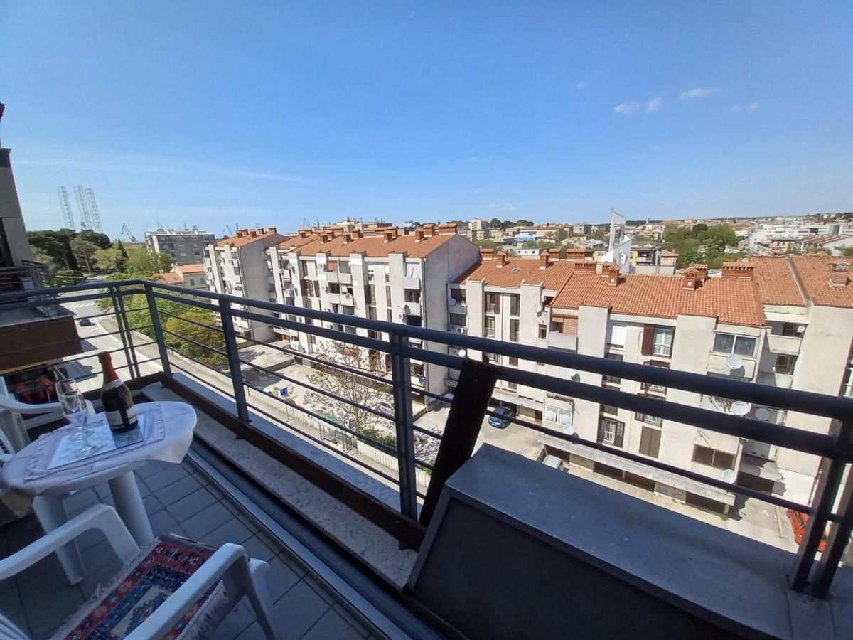 Iva Apartman Пула Екстер'єр фото