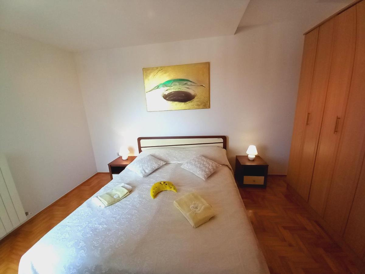 Iva Apartman Пула Екстер'єр фото