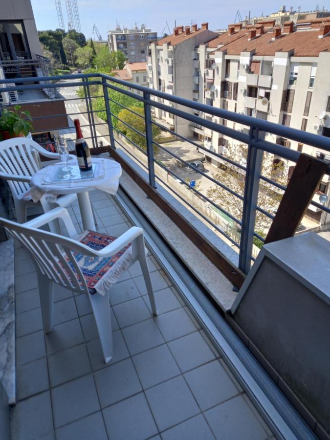 Iva Apartman Пула Екстер'єр фото